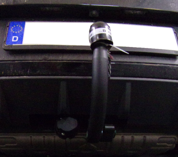 Anhängerkupplung für Seat-Leon Fließheck Typ 5F, spez. Cupra 2WD, Baureihe 2017-  vertikal